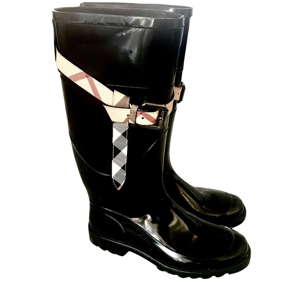 Pre-Owned Authentic Burberry Women's Nova Belt Rainboots - Size 37 - Picture 3 of 15